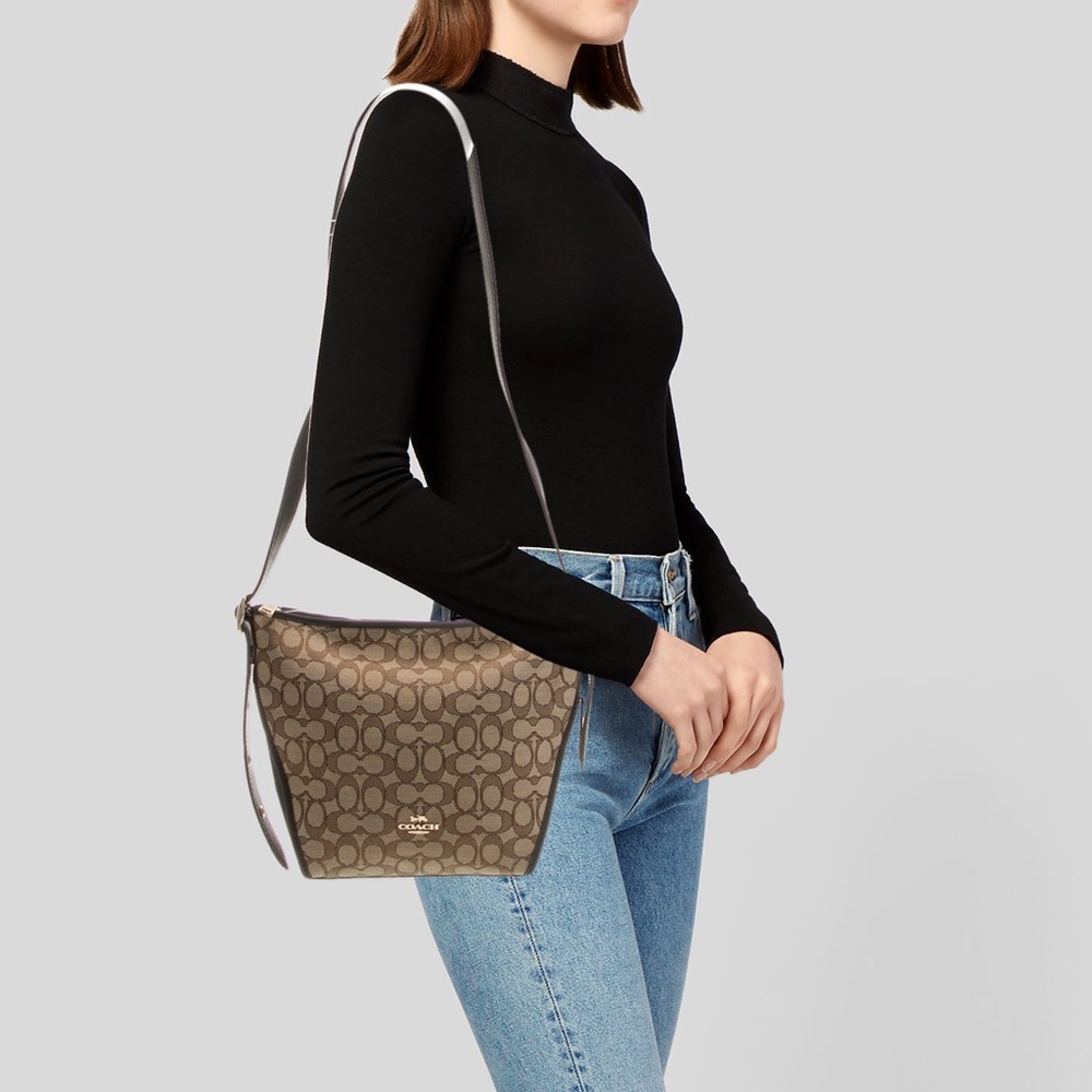 Coach Signature Canvas Crossbody Bag